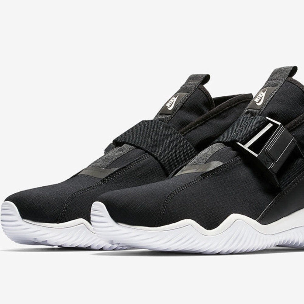 Nike Mens Komyuter Premium Athletic Black Sneaker - Picture 2 of 5